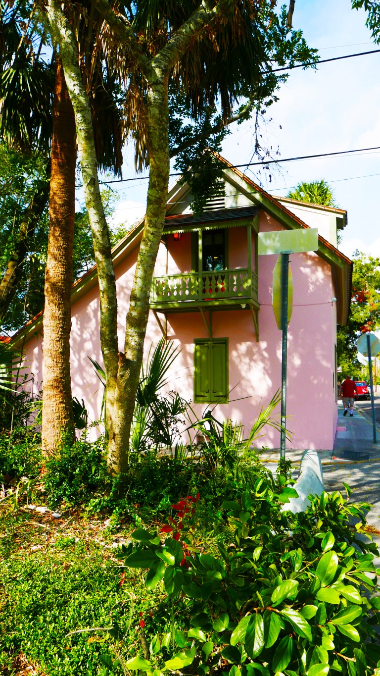 028. SAUG_pinkhouse_BLOG