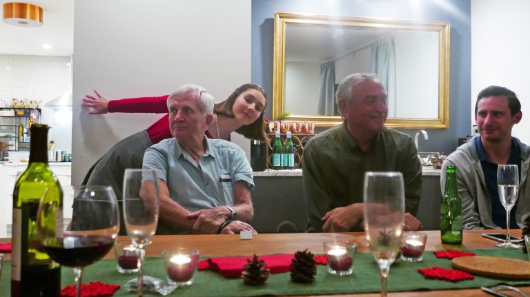 028. SAUG_xmas_07_LOG