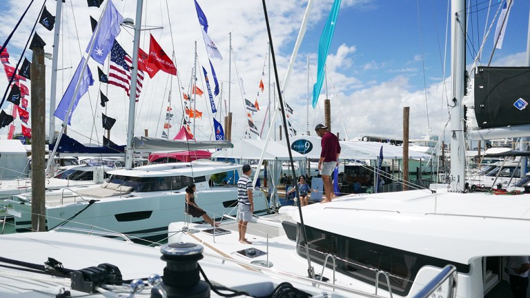 BoatShow_atshow1 BLOG