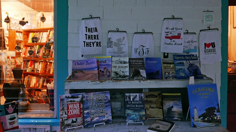 OCRACOKE_books BLOG